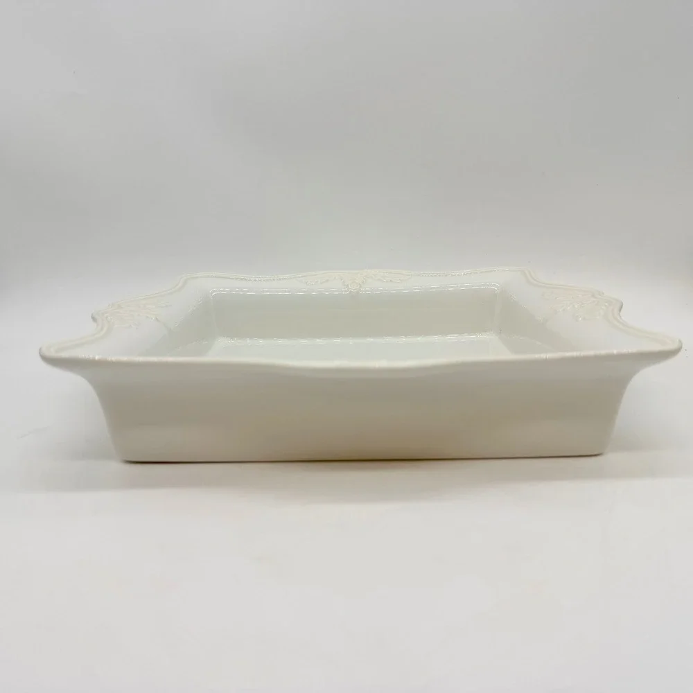 Lenox Butler's Pantry Square Baker Ceramic White Embossed‎ Serving Dish